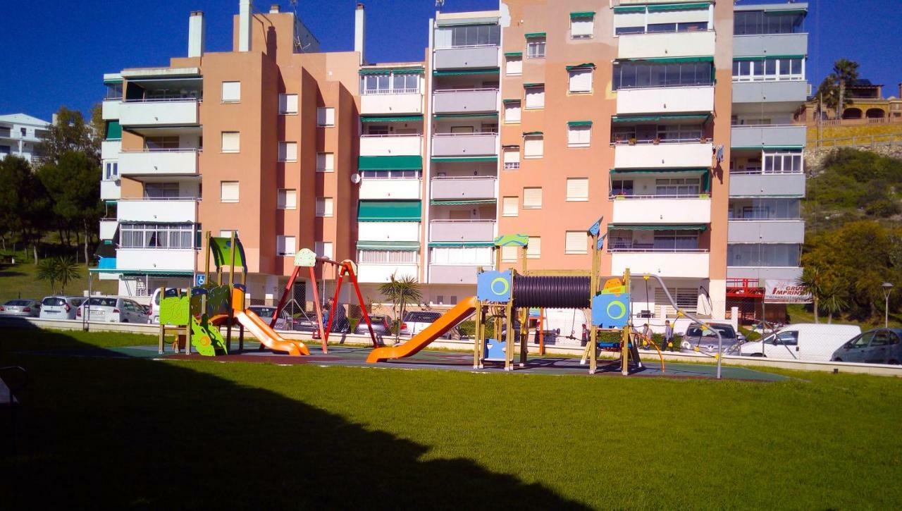 Ferienwohnung Playa La Cala In Front Of The Beach Free Parking Málaga Exterior foto